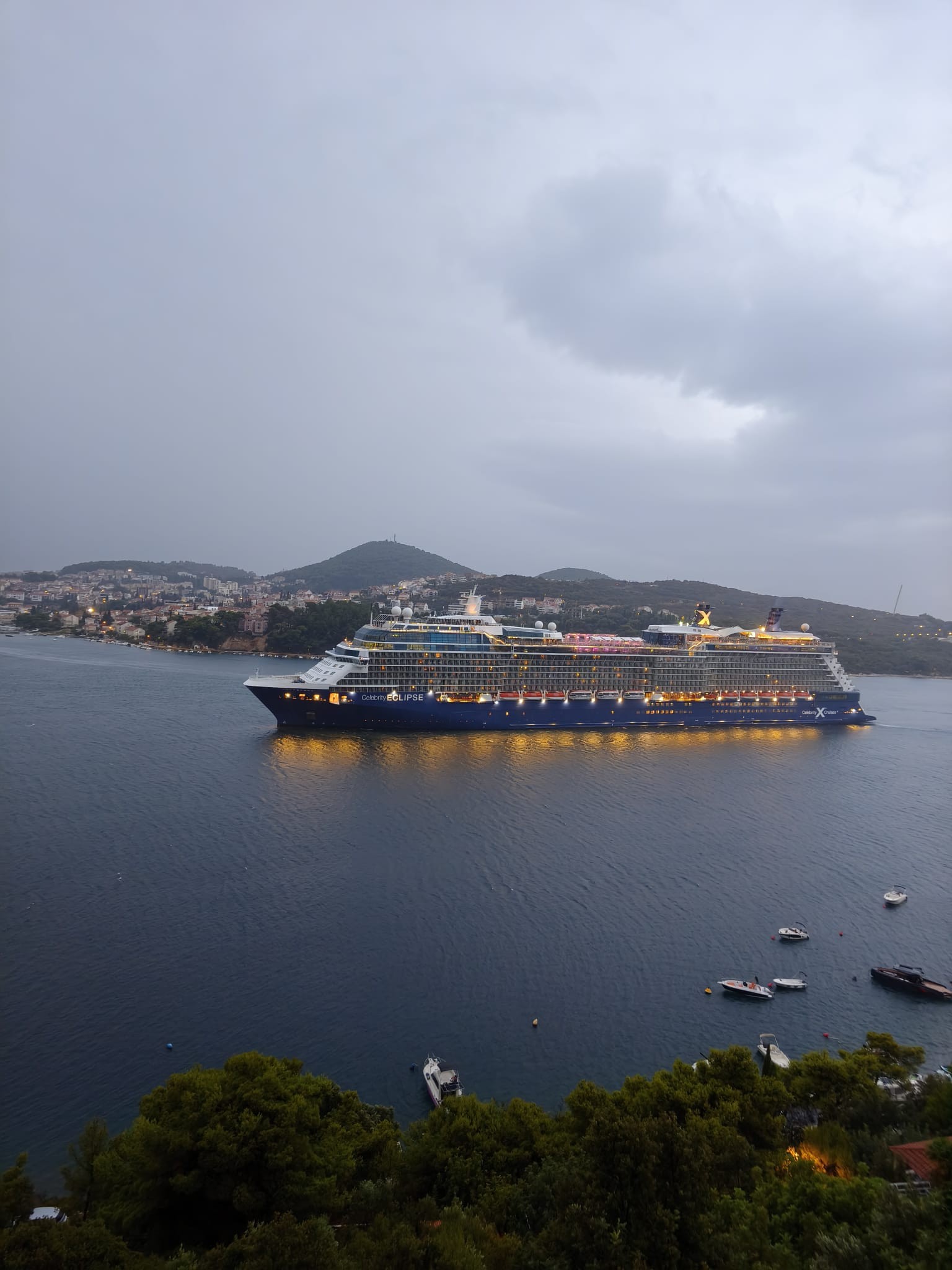 Celebrity Eclipse jutros ponovno u Dubrovniku